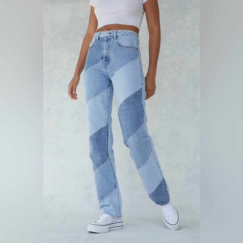 PacSun Eco Diagonal Seam '90s Boyfriend Jeans
Size 24
